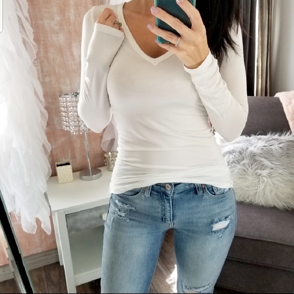 White L/S Basic Tee